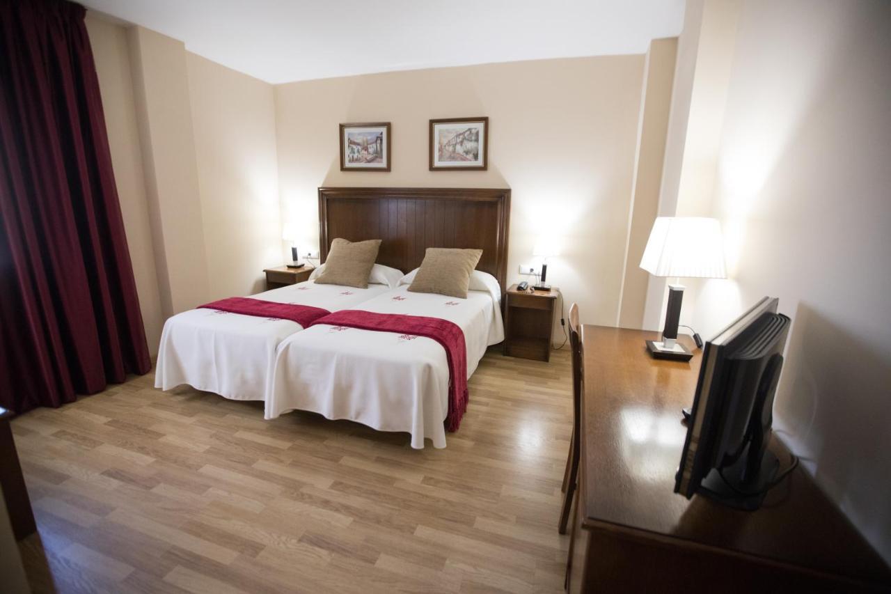 Hotel Arcco Ubeda エクステリア 写真